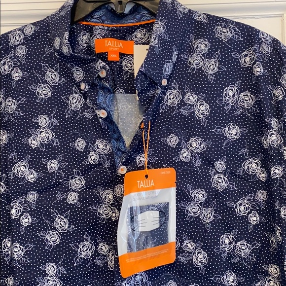 ✴️ Tallia Sport Men’s Button Down With Mask - Picture 2 of 2